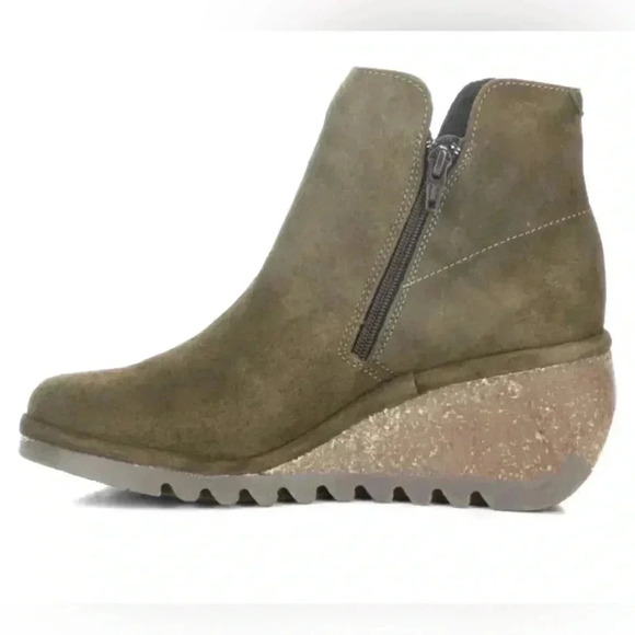 Fly London Green Nilo Sludge Suede Wedge Booties Size 41 - Picture 2 of 15